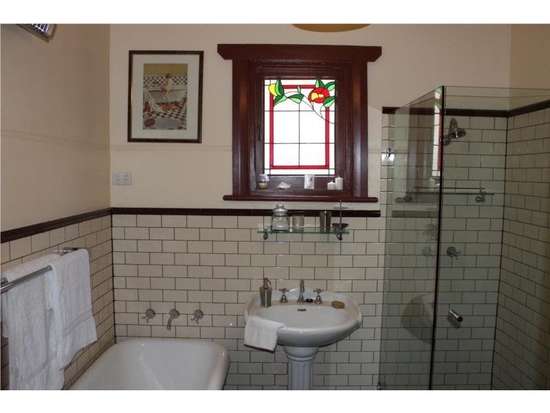 14 Price Avenue, Lower Mitcham SA 5062