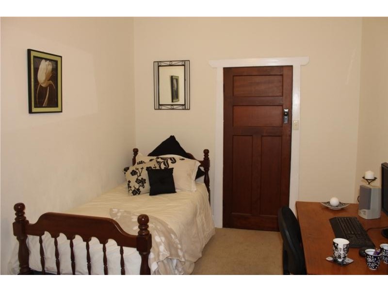 14 Price Avenue, Lower Mitcham SA 5062