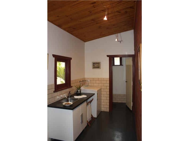 14 Price Avenue, Lower Mitcham SA 5062
