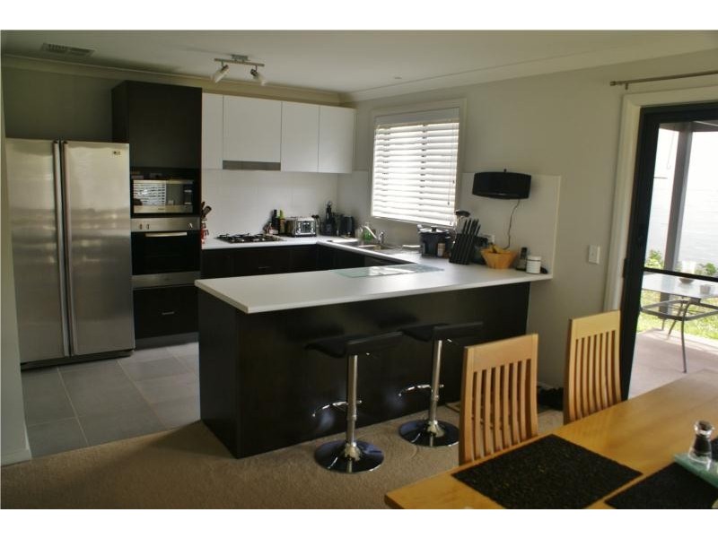 7 Hadlow Avenue, Glenfield NSW 2167