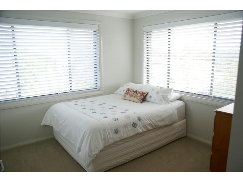 7 Hadlow Avenue, Glenfield NSW 2167
