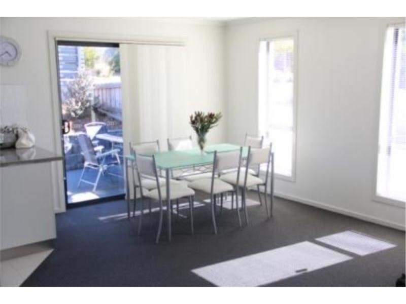 2 Lomandra Drive, Blackmans Bay TAS 7052