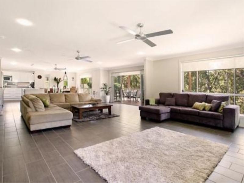 24-28 PANDOREA WAY, Valentine NSW 2280