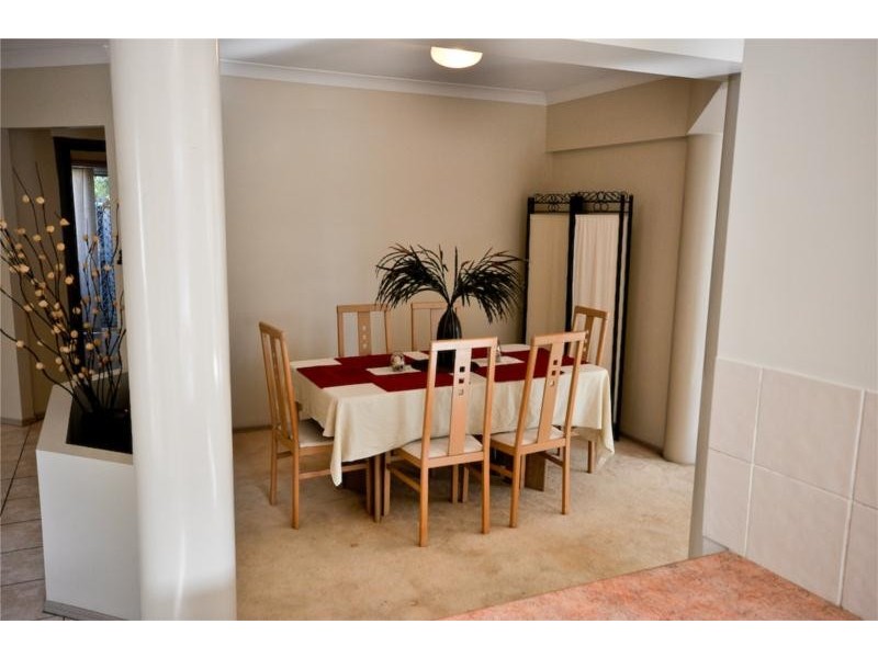 33 Dartmouth Court, Varsity Lakes QLD 4227