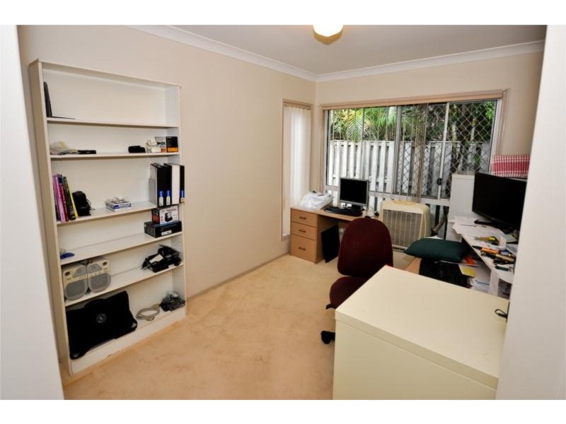 33 Dartmouth Court, Varsity Lakes QLD 4227