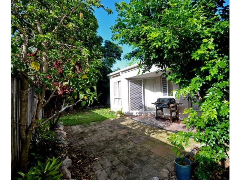 33 Dartmouth Court, Varsity Lakes QLD 4227