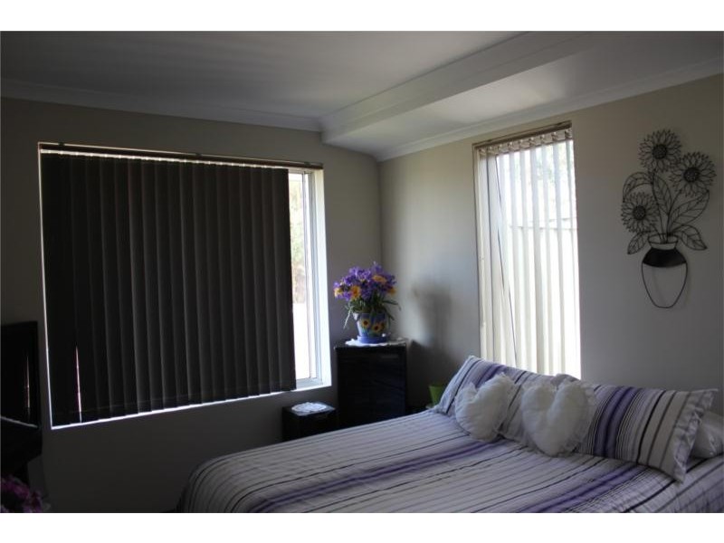 34 Dearden Road, Byford WA 6122