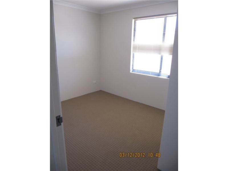 8 Kenton Way, Rockingham WA 6168