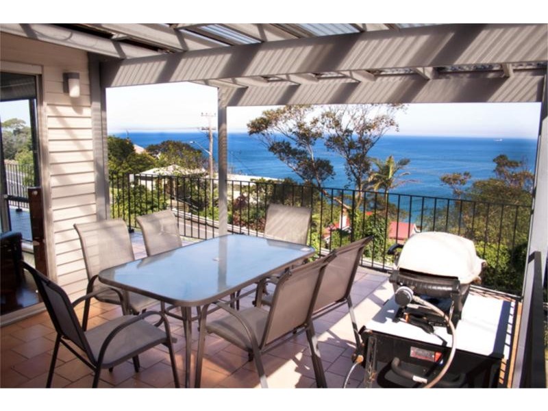 236 LAWRENCE HARGRAVE DRIVE, Coalcliff NSW 2508