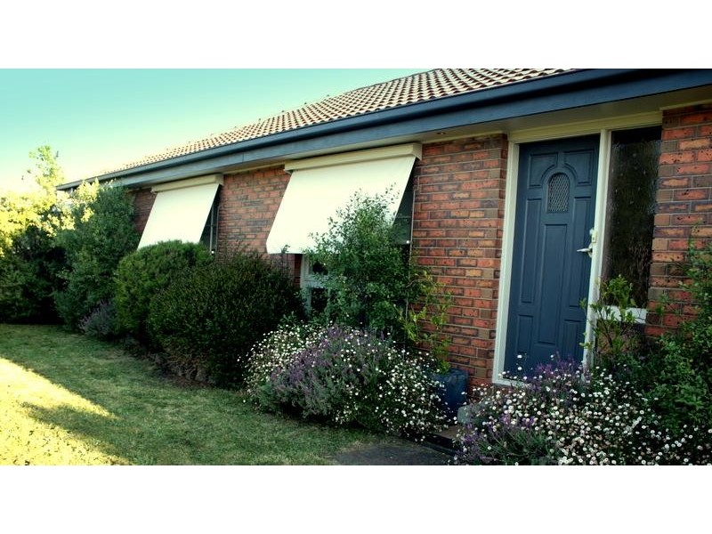 32 Scorpio Drive, Moe VIC 3825