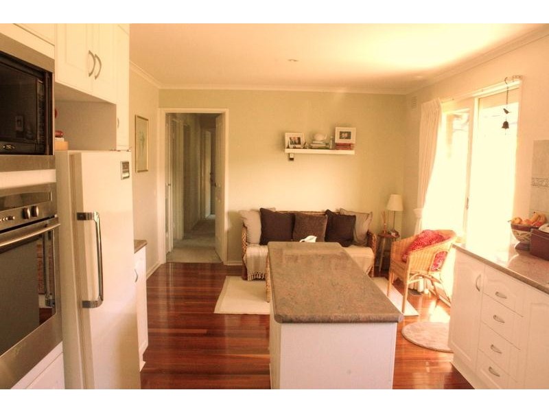 32 Scorpio Drive, Moe VIC 3825