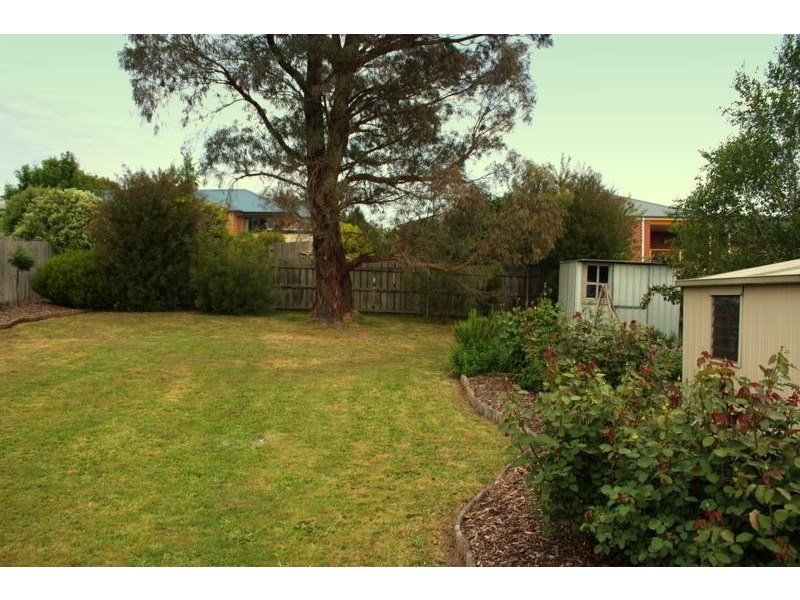 32 Scorpio Drive, Moe VIC 3825