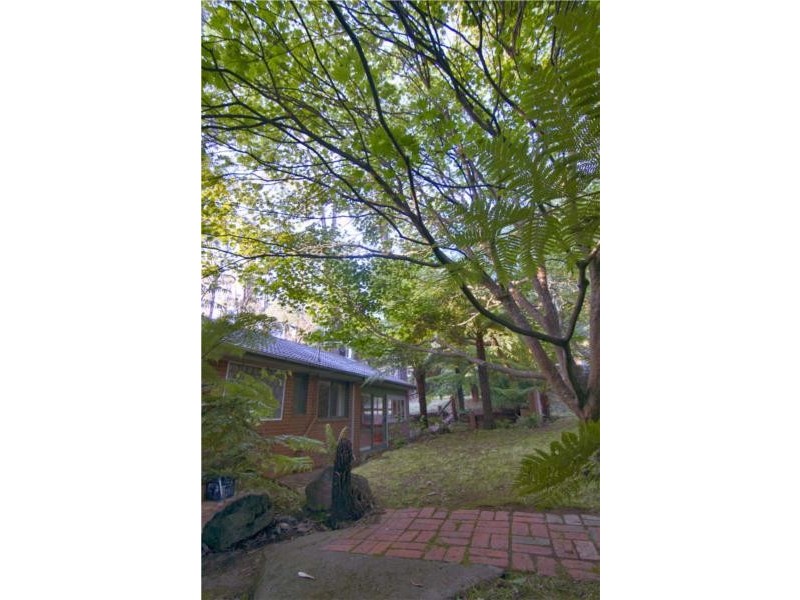 23 Wright Rd, Avonsleigh VIC 3782