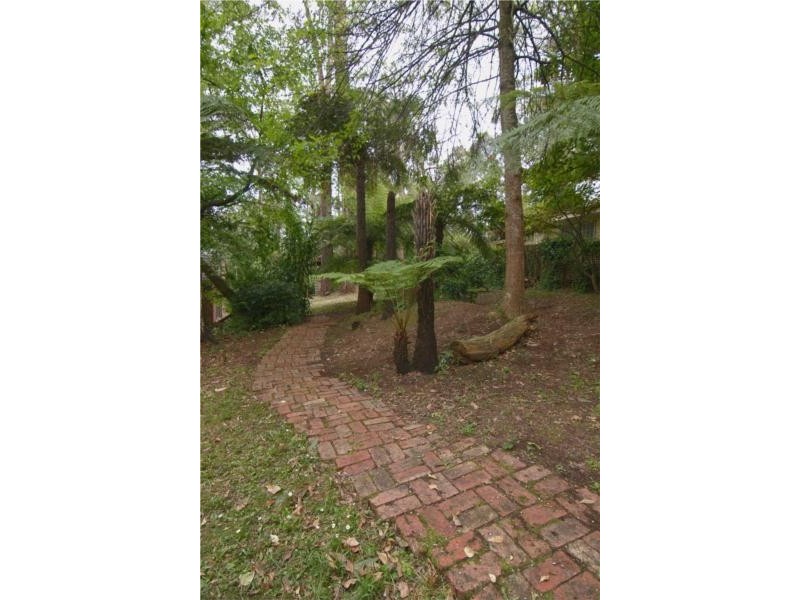 23 Wright Rd, Avonsleigh VIC 3782
