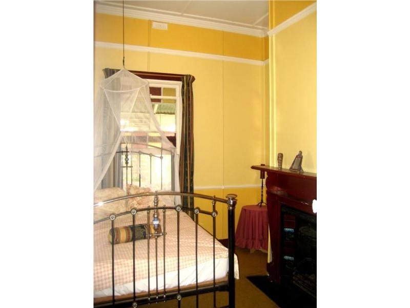 1 Moura Street, Manildra NSW 2865