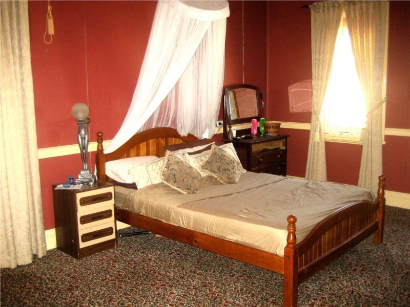 1 Moura Street, Manildra NSW 2865