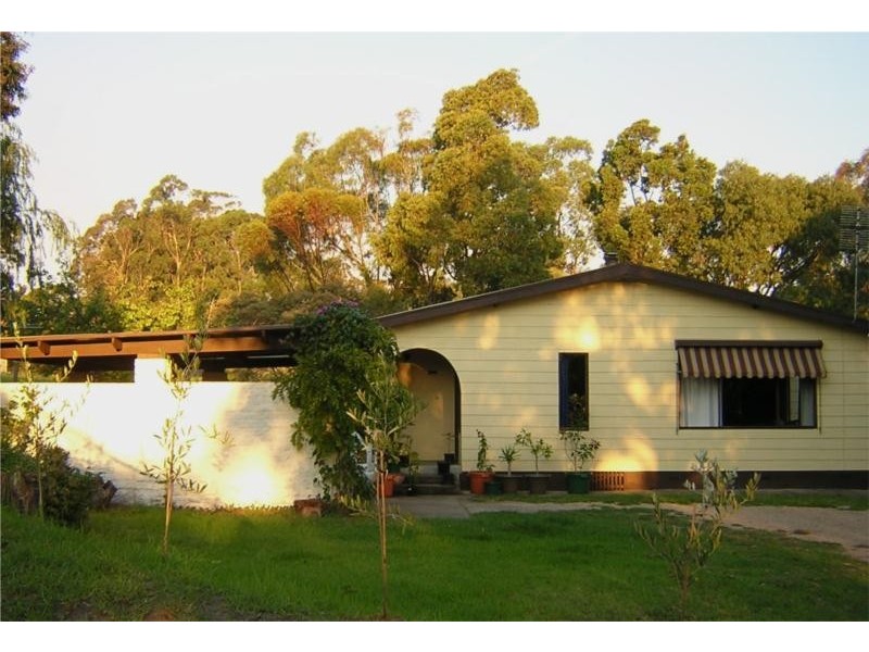30 Loop Road, Nungurner VIC 3909