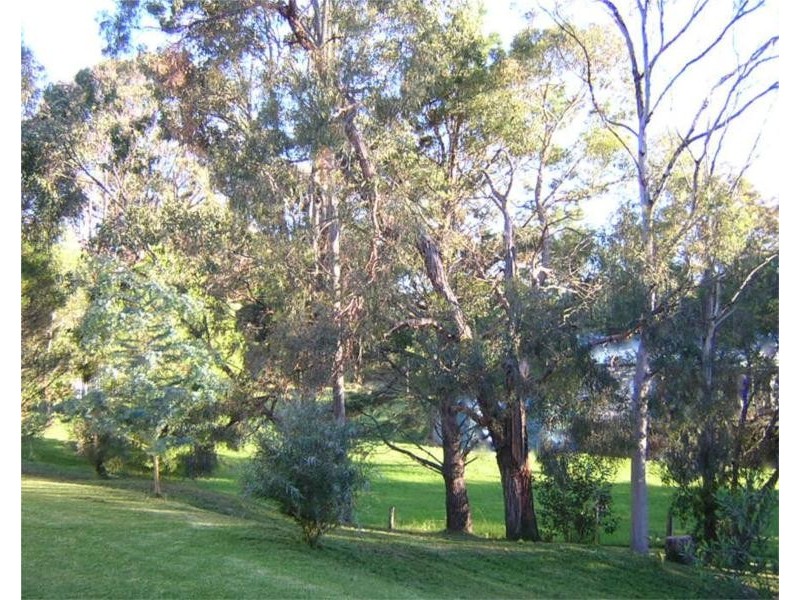 30 Loop Road, Nungurner VIC 3909