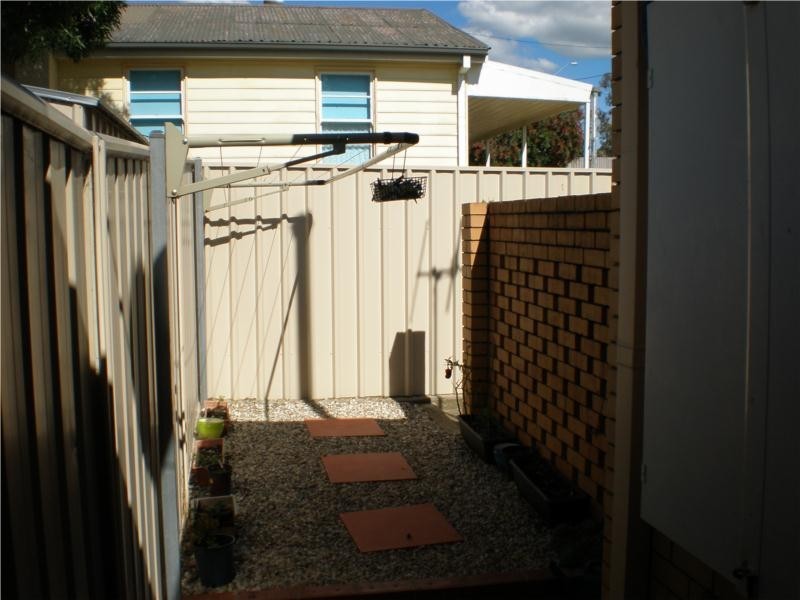 1/856 Padman Drive, Albury NSW 2640