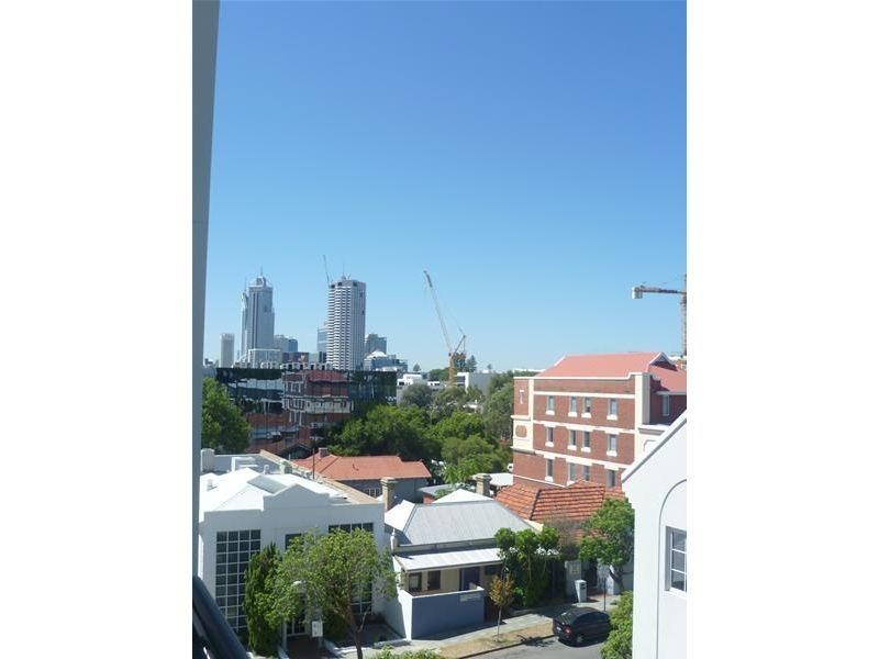 34/105 Colin Street, West Perth WA 6005