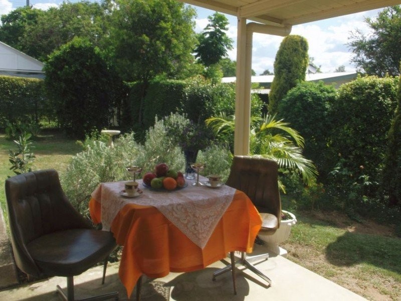 79 Middle Street, Esk QLD 4312