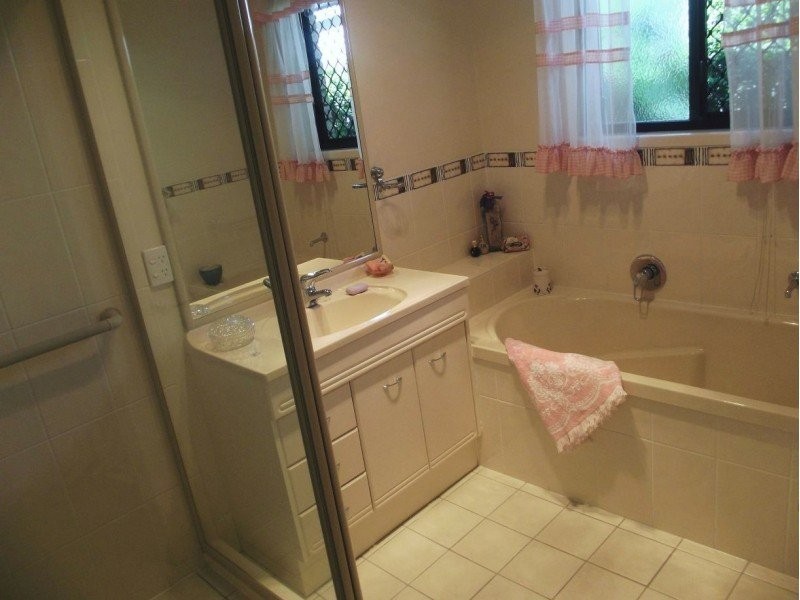 79 Middle Street, Esk QLD 4312