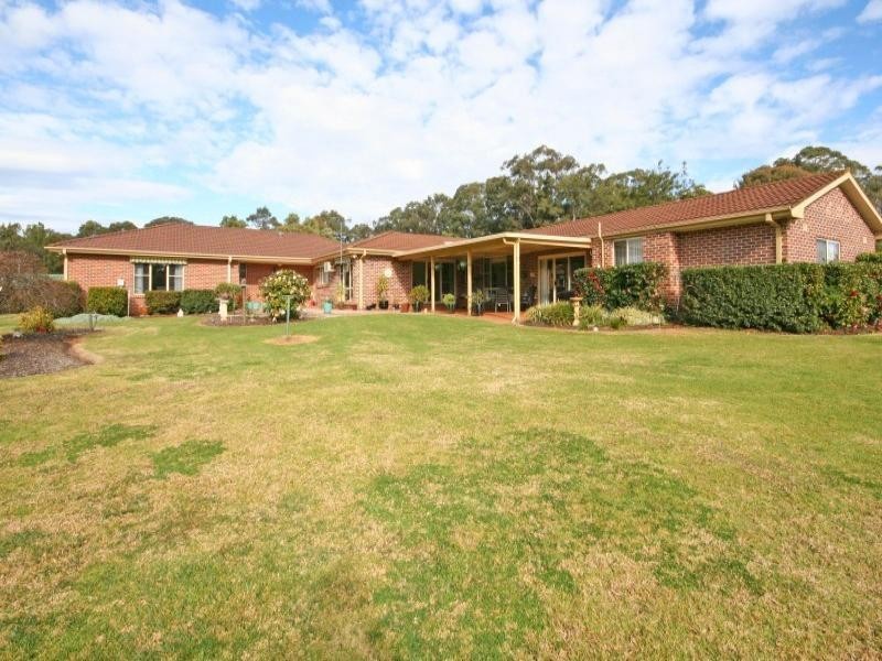 61 Kundabung street, Belimbla Park NSW 2570
