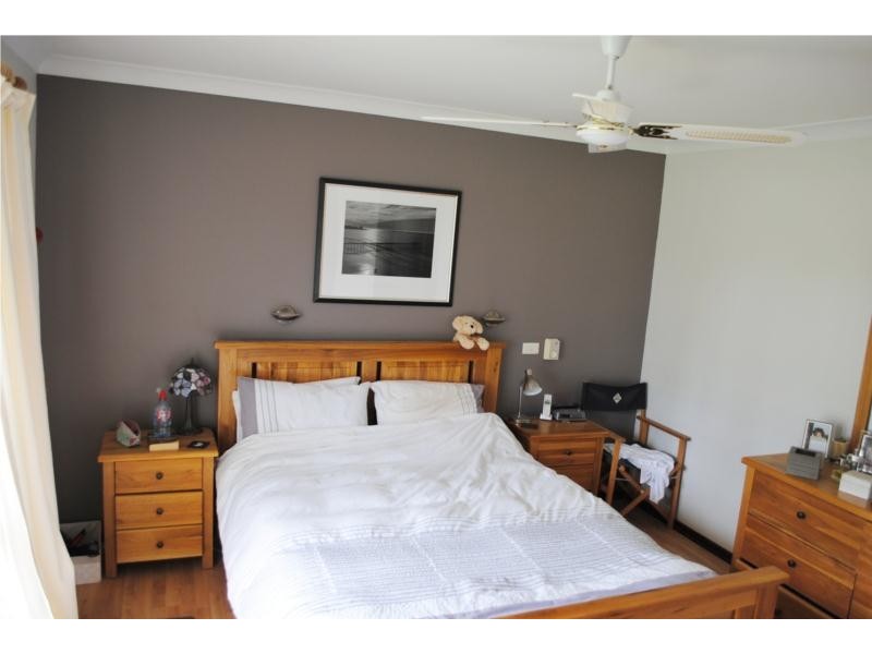 11 Perry Place, East Bunbury WA 6230