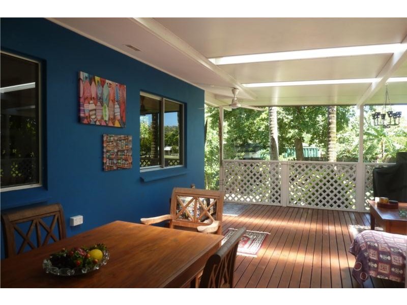 6 BASALT STREET, Brinsmead QLD 4870