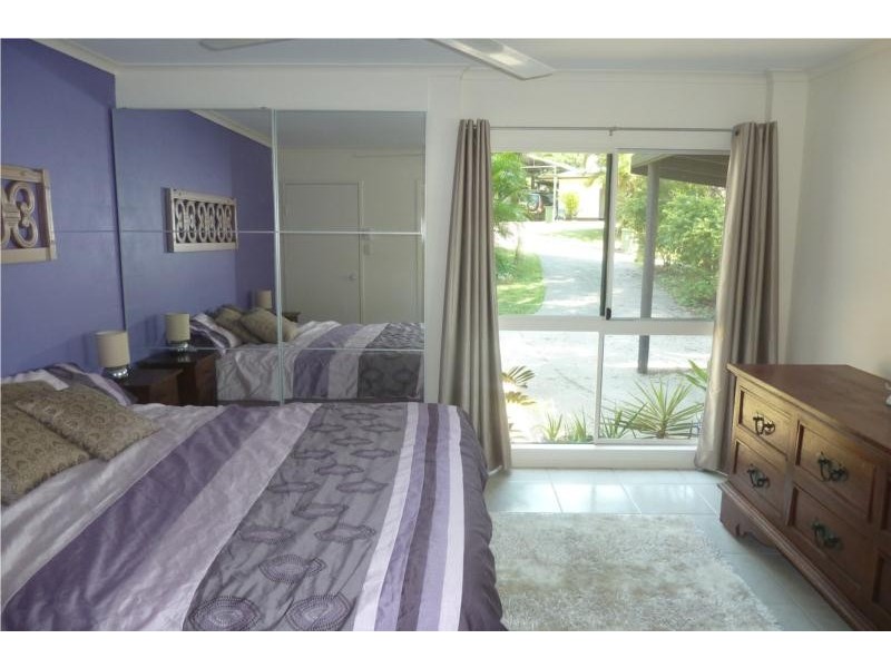 6 BASALT STREET, Brinsmead QLD 4870