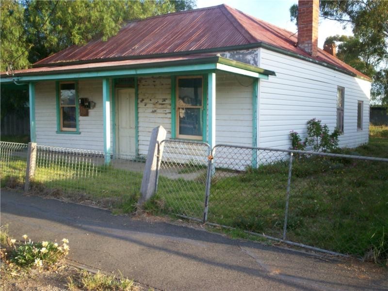 8 Albert Street, Pyramid Hill VIC 3575