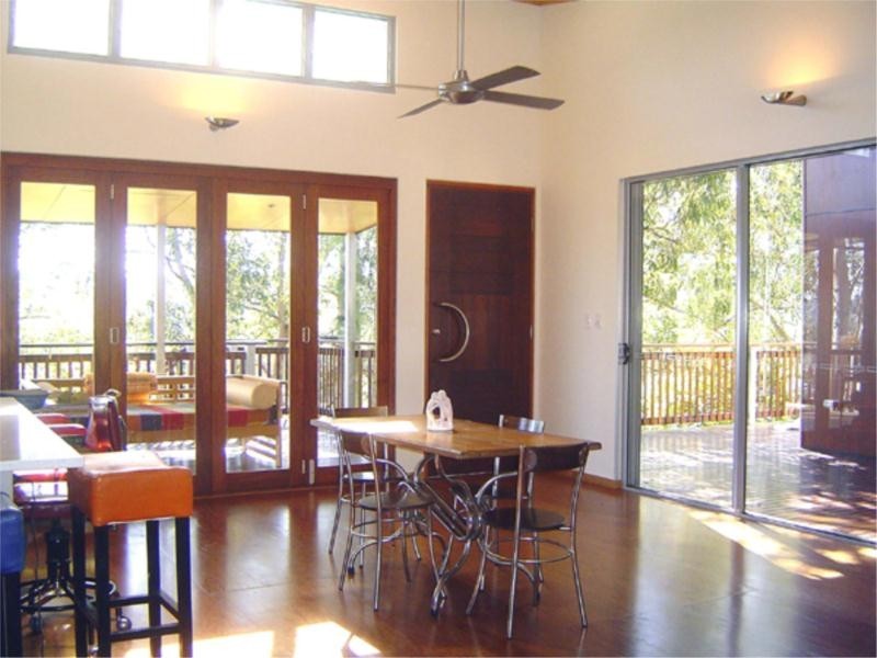 11 Racecourse Rise, Eumundi QLD 4562