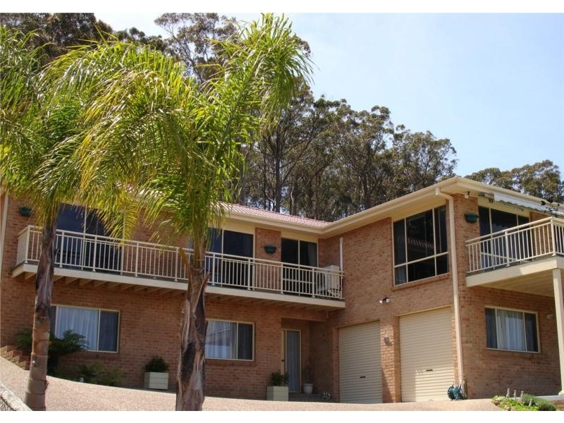 5 Alexander Place, North Narooma NSW 2546