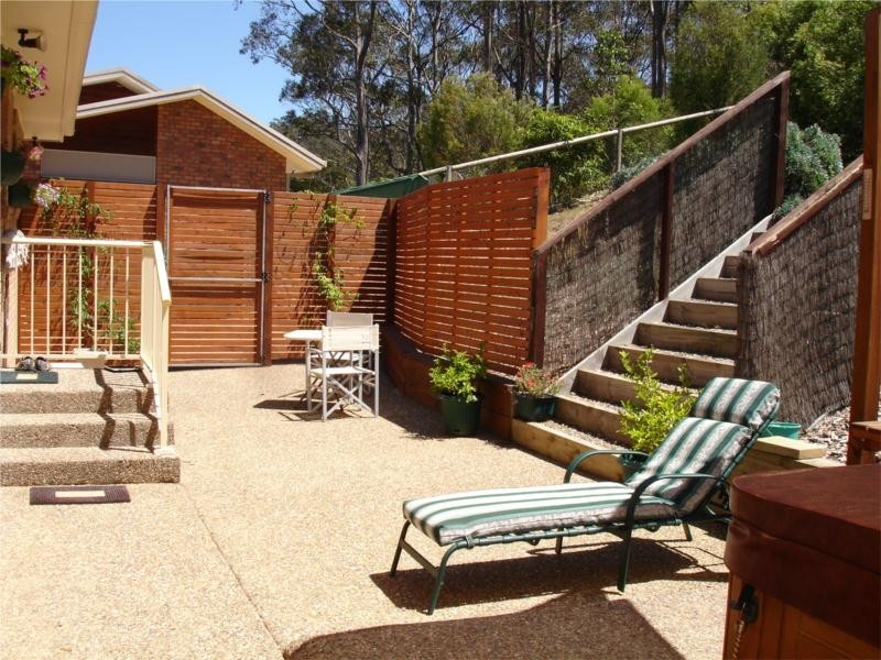 5 Alexander Place, North Narooma NSW 2546