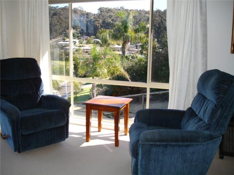 5 Alexander Place, North Narooma NSW 2546