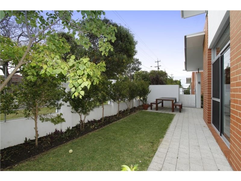 A/12 Bourke Street, Yokine WA 6060