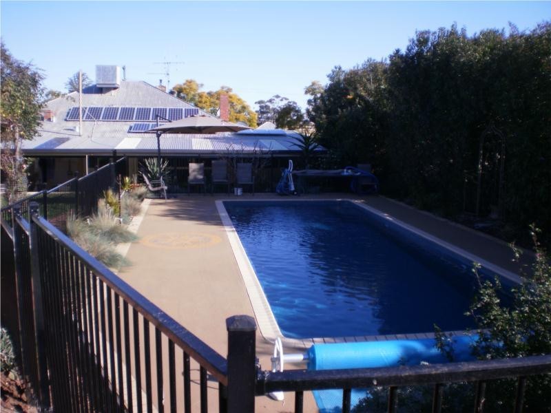 64 Orange street, Parkes NSW 2870