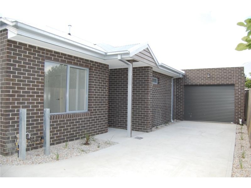 3/12 Gunnedah street, Sunshine VIC 3020