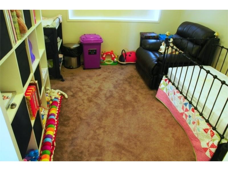 16 Taig Avenue, Kialla VIC 3631