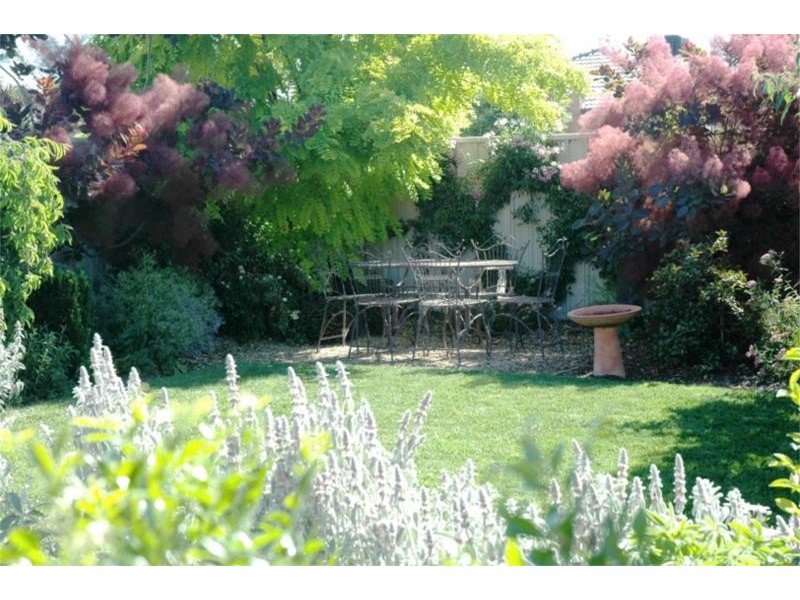 16 Taig Avenue, Kialla VIC 3631