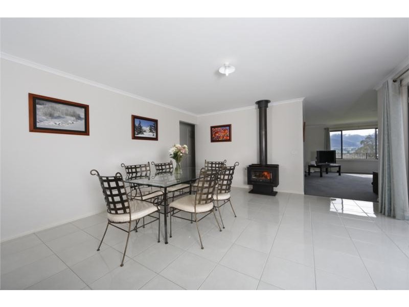 156 Kiewa Valley Highway, Tawonga South VIC 3698