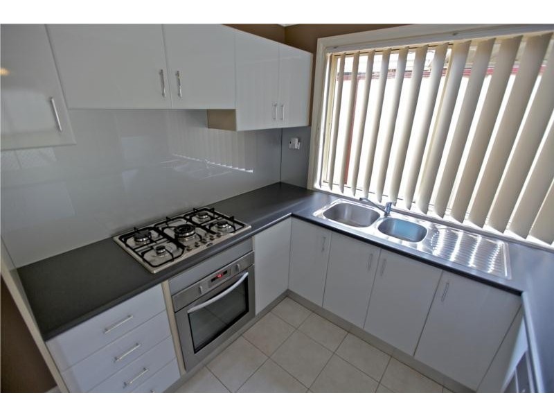 66a Explorers Way, St Clair NSW 2759