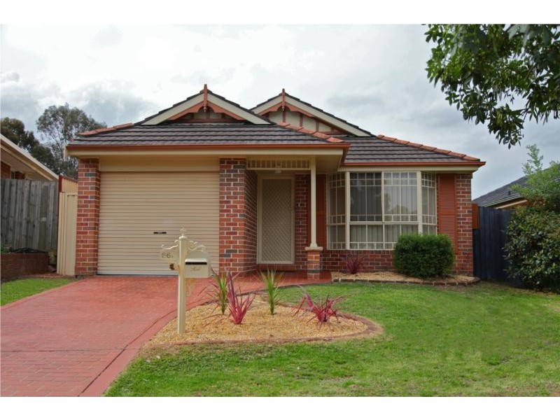 66a Explorers Way, St Clair NSW 2759