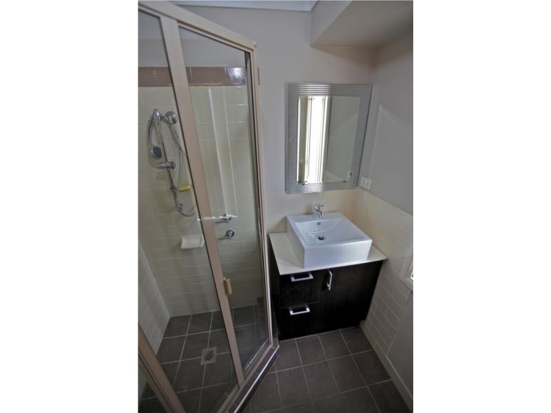 66a Explorers Way, St Clair NSW 2759