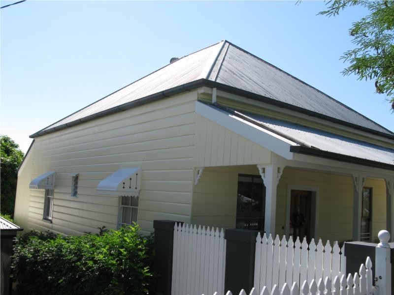 68 Windsor Road, Red Hill QLD 4059