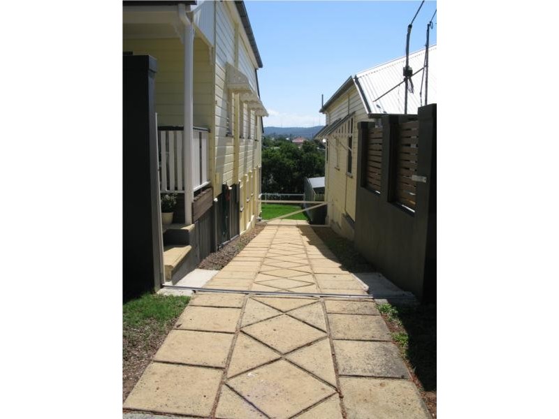 68 Windsor Road, Red Hill QLD 4059