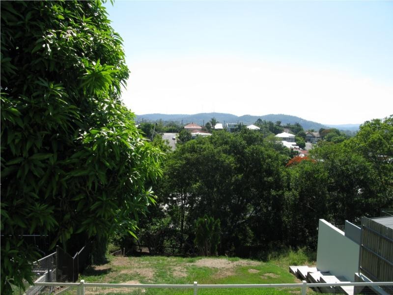 68 Windsor Road, Red Hill QLD 4059