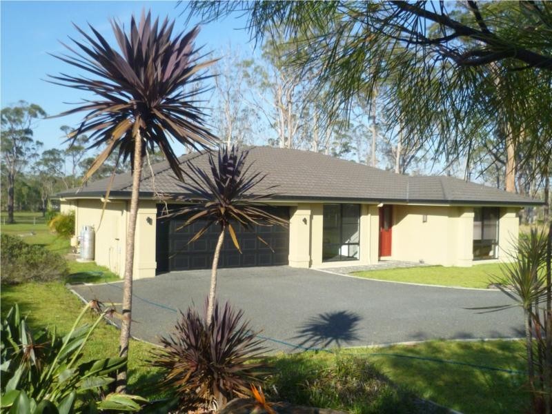 8 Anzac Place, Gulmarrad NSW 2463