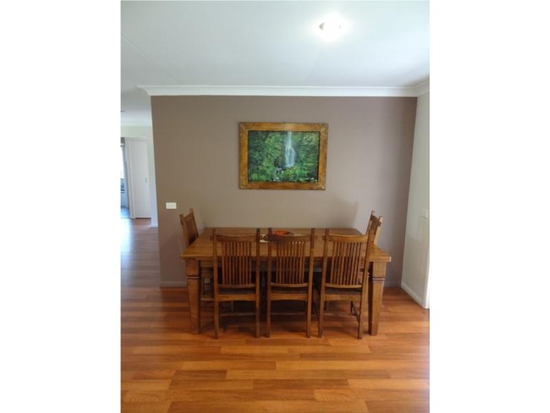 124 Oldfield Road, Sinnamon Park QLD 4073