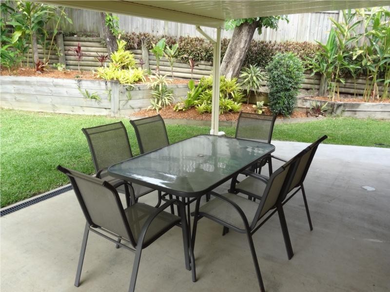 124 Oldfield Road, Sinnamon Park QLD 4073